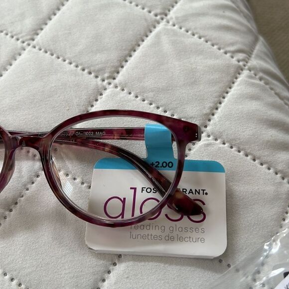 Foster Grant Readers 2.00 mag Gloss Series cute shape and color Women’s. NWT - Picture 3 of 3